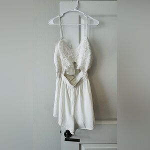 Chic White Lace Jumpsuit